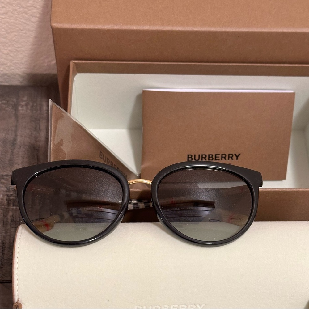 NEW BURBERRY BE4316F 385311 BLACK GREY GRADIENT SUNGLASSES